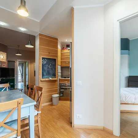 Apartment Guesthost - Cozy Ostiense Flat With Terrace! Rom